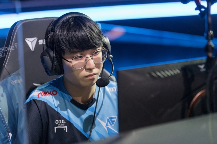 中同样珍贵 中同样珍贵