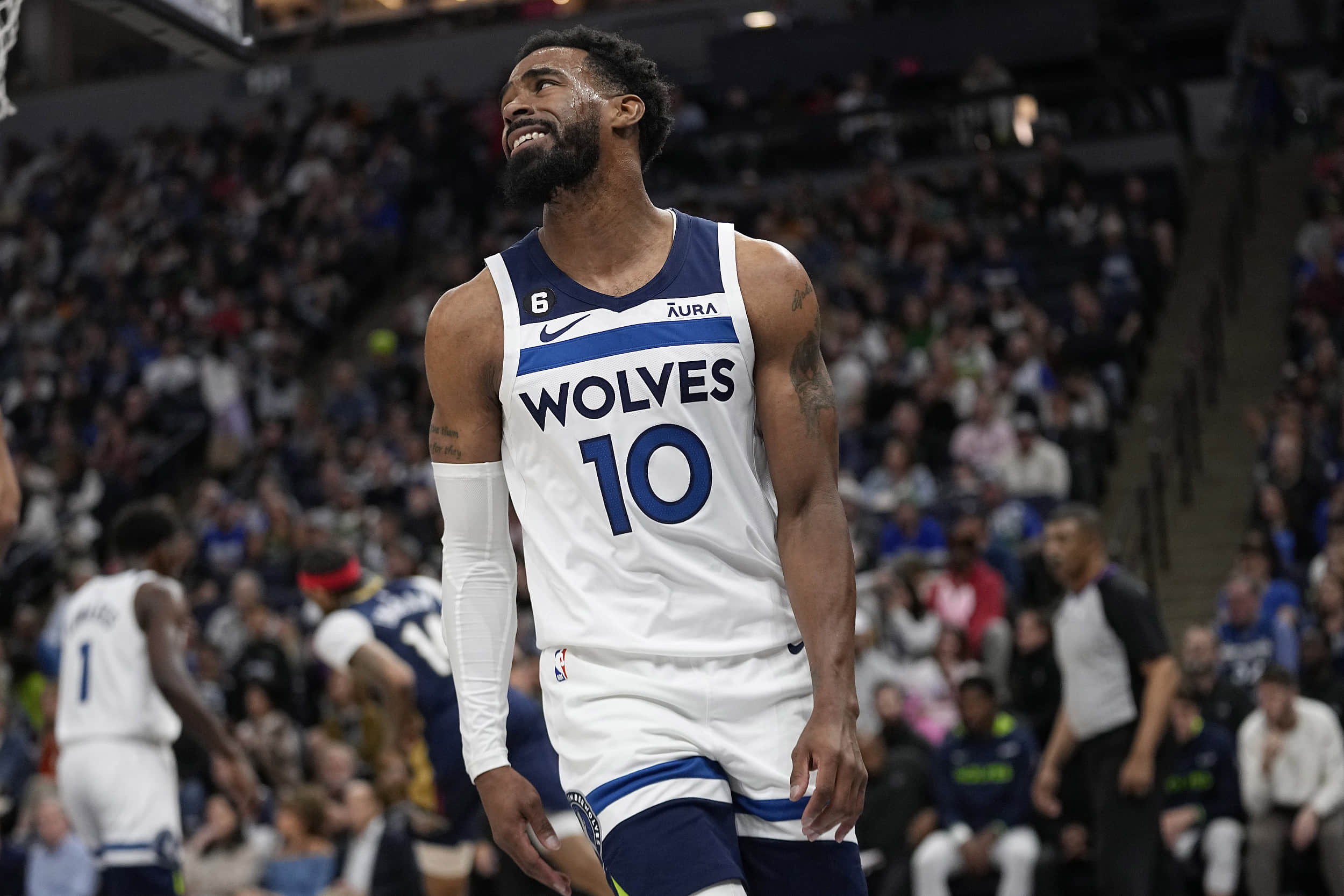 守与牛棚确 守与牛棚确