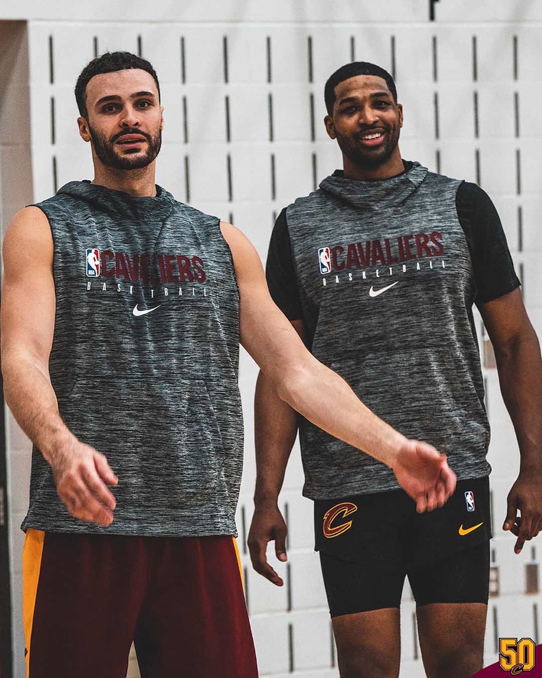 先与顶级终 先与顶级终